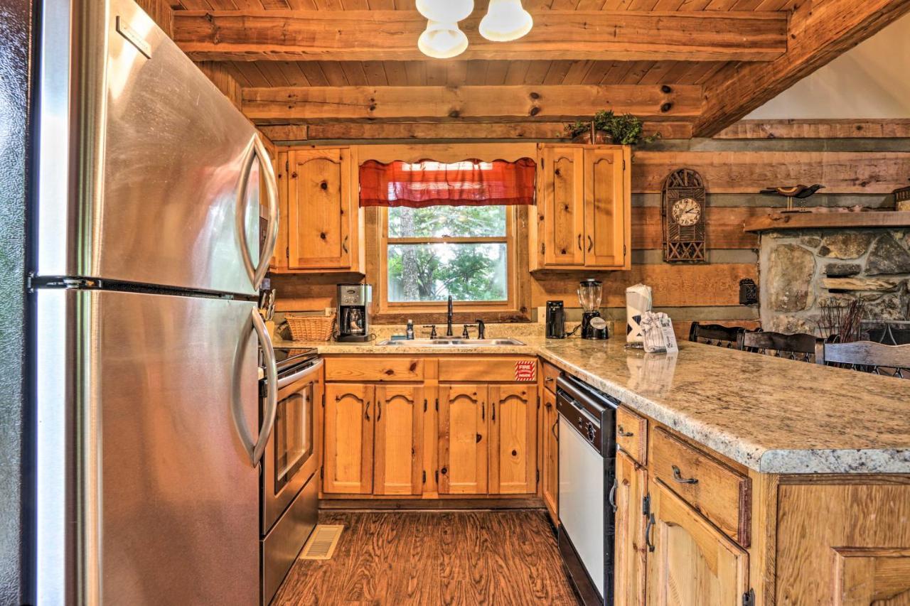 Gatlinburg Escape With Hot Tub, Deck And Mtn View Exterior foto