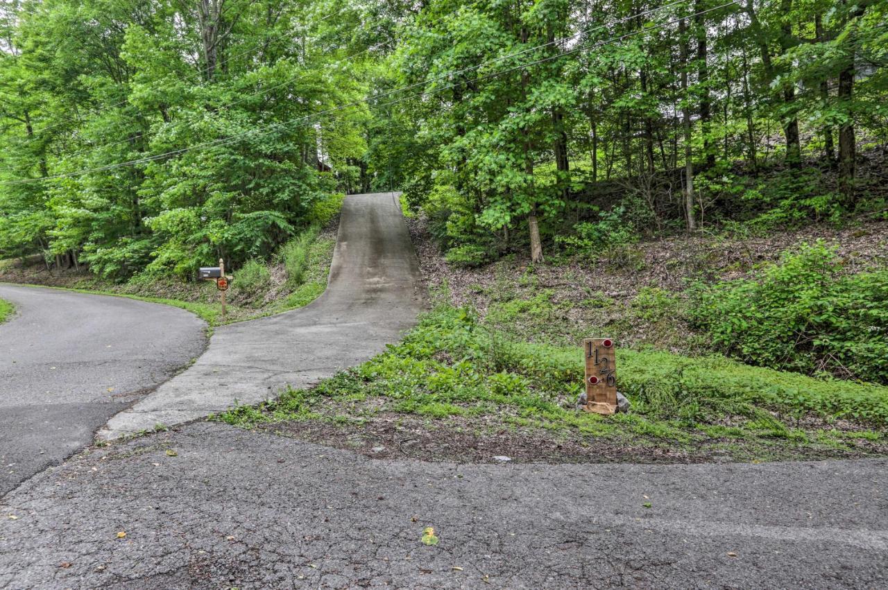 Gatlinburg Escape With Hot Tub, Deck And Mtn View Exterior foto