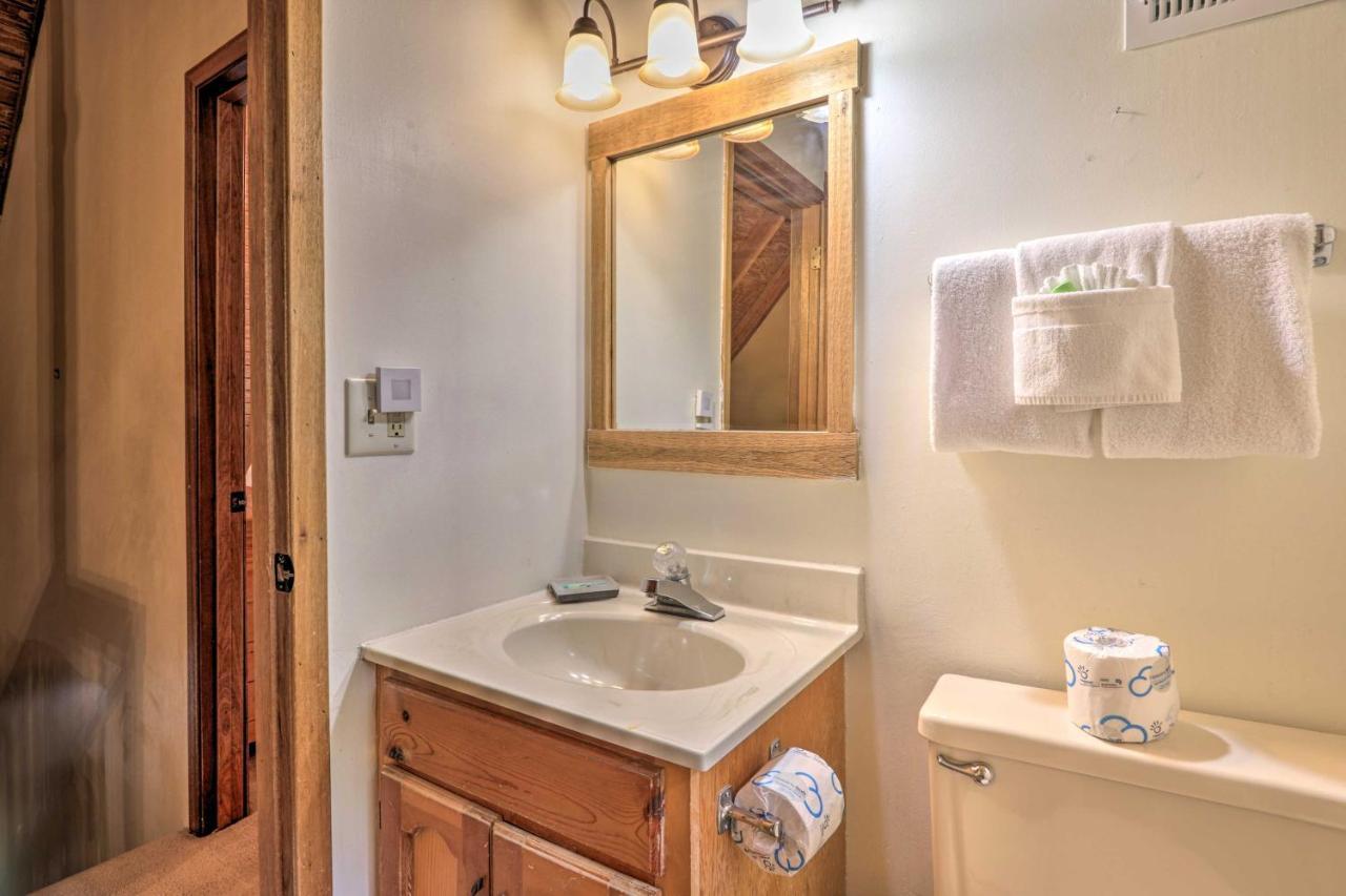 Gatlinburg Escape With Hot Tub, Deck And Mtn View Exterior foto